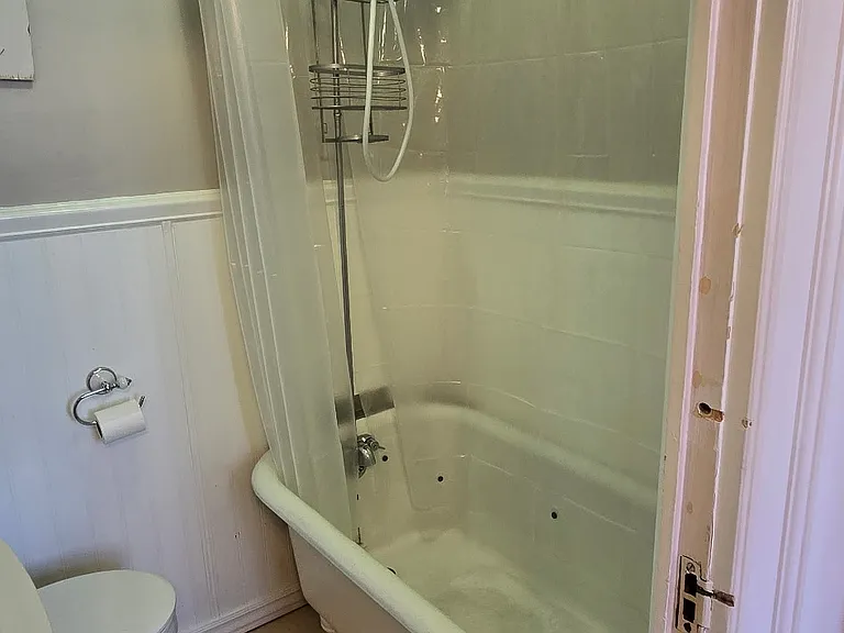 140 W Main St #1 — Photo 16