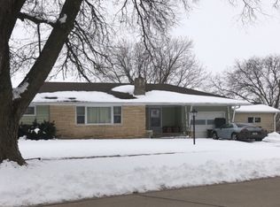 213 W Enola Ave, Deshler, NE 68340