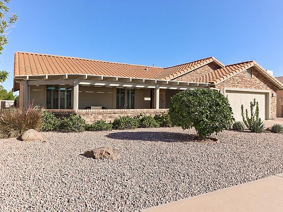 3rd image of 2142 Leisure World
