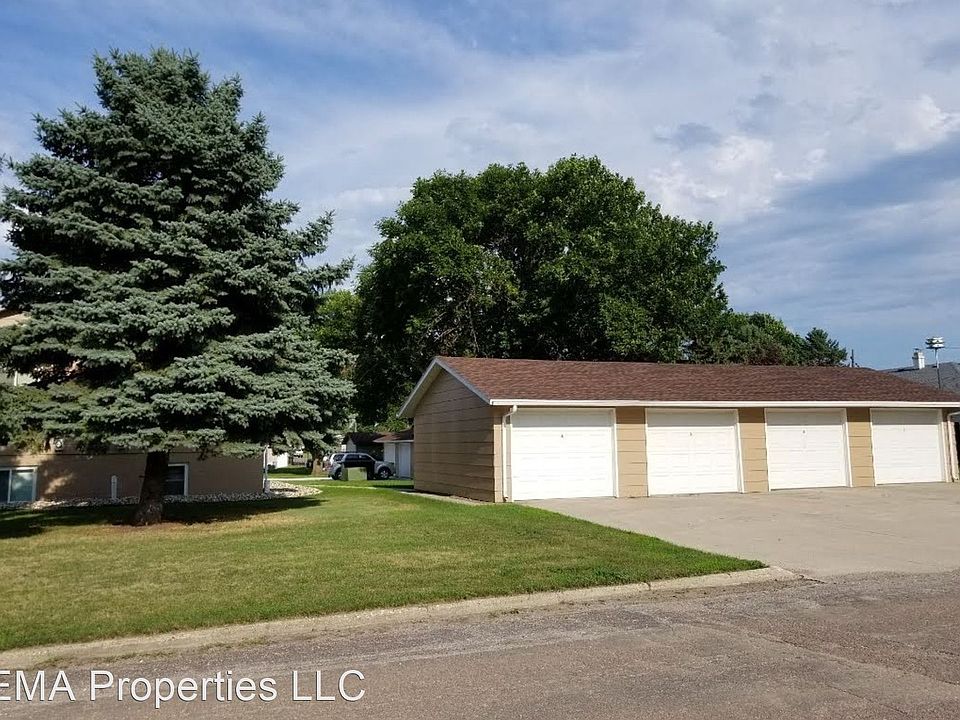 2nd image of 1404 Highview Dr APT 2