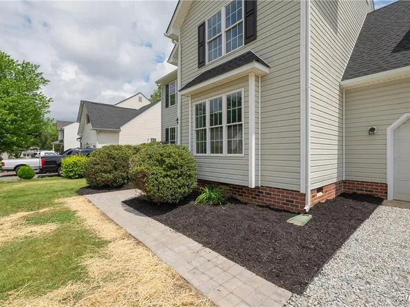 5337 Fairpines Ln, North Chesterfield, VA 23234