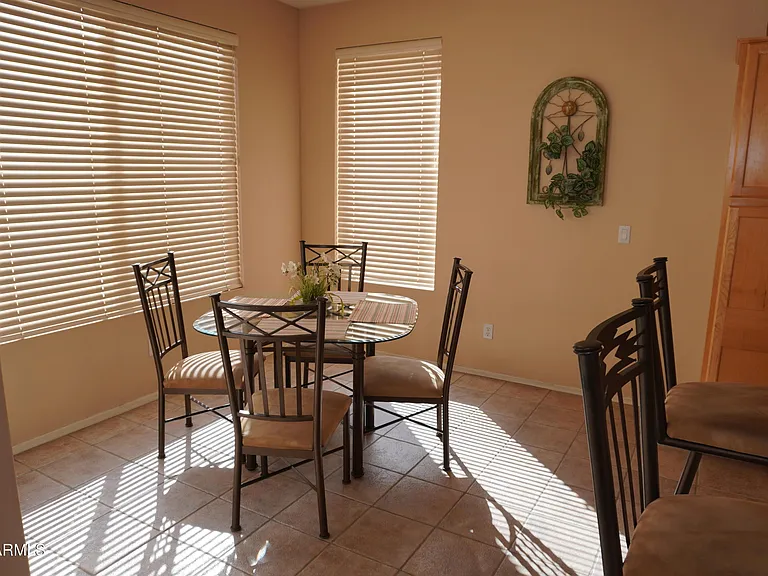 1821 W Glenhaven Dr — Photo 11