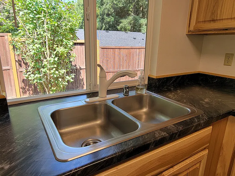 5209 Beach Dr #A — Photo 7
