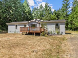 241 E Leffler Loop Rd, Grapeview, WA 98546