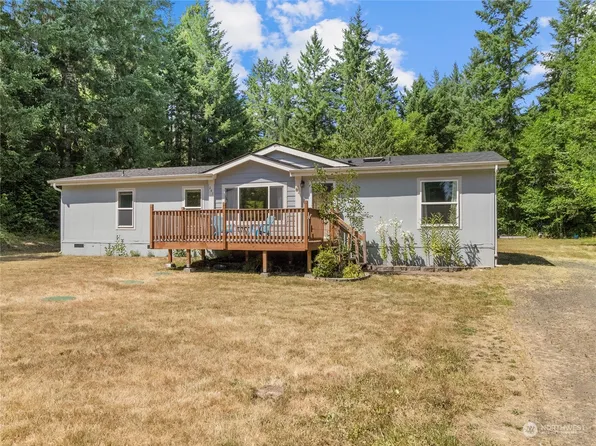 241 E Leffler Loop, Grapeview, WA 98546