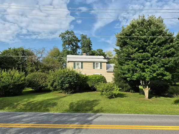 6505 Scrabble Rd, Shepherdstown, WV 25443