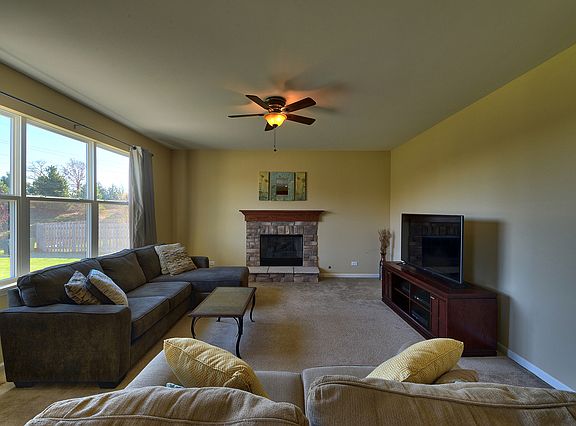 4th image of 2688 Heron Ln