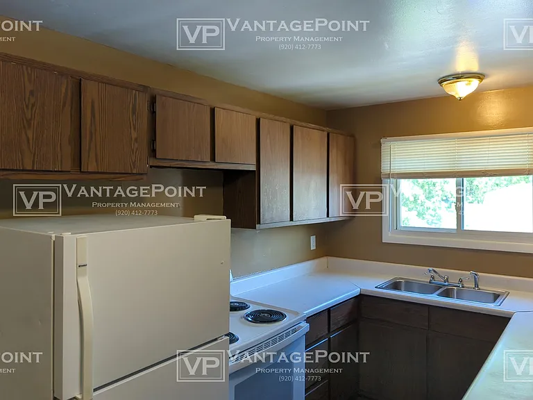 1527 1/2 N Alvin St — Photo 2