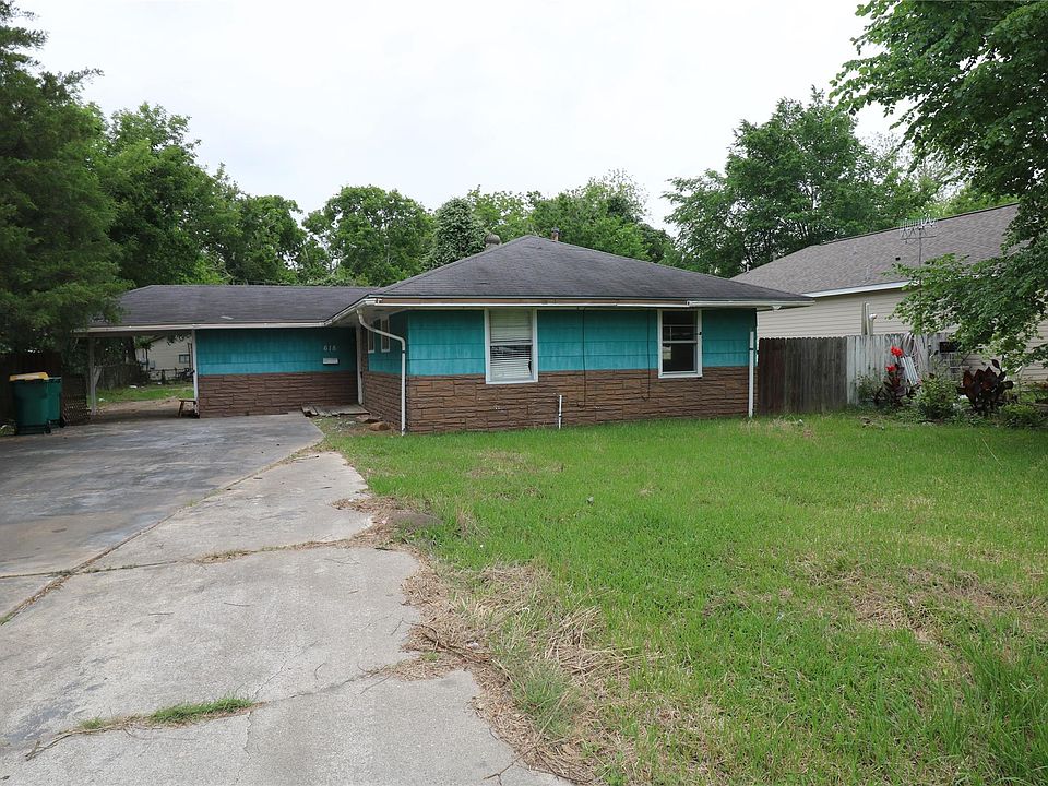 1st image of 618 Azalea Dr