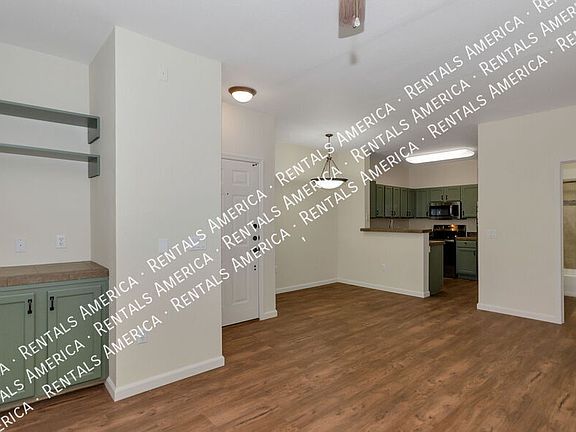 5th image of 1500 E Pusch Wilderness Dr Unit 10206
