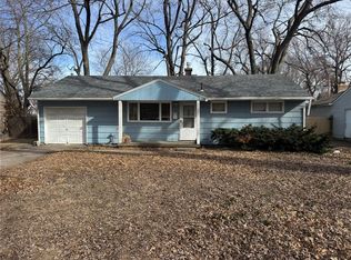 7317 Elm St, Raytown, MO 64133