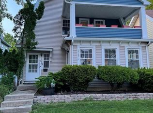 15102 Esther Ave, Lakewood, OH