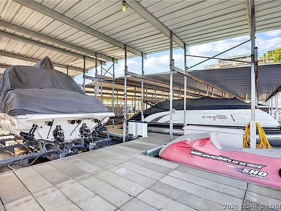 3rd image of 214 Emerald Bay Dr #3C