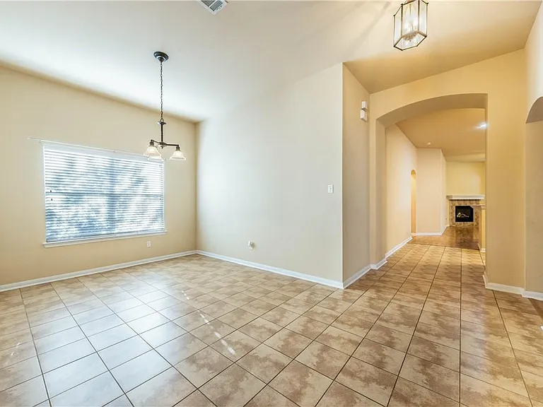 3509 Pine Needle Cir — Photo 4