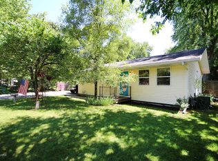 2741 Reynolds St, Niles, MI 49120