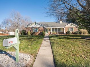 26 Sugar Ln, Collinsville, IL 62234