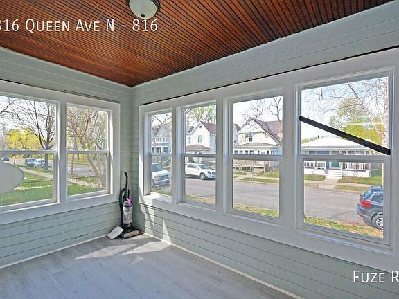 2nd image of 816 Queen Ave N #816