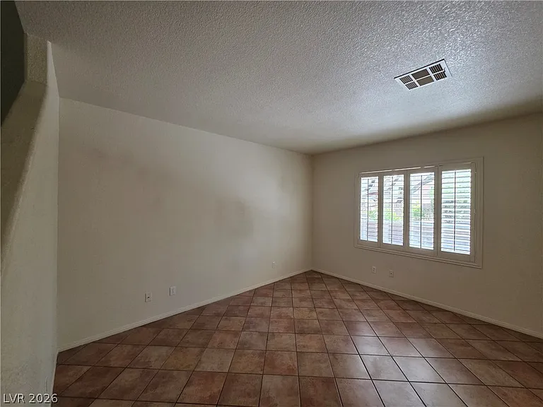 10021 Via Toro Ave — Photo 21