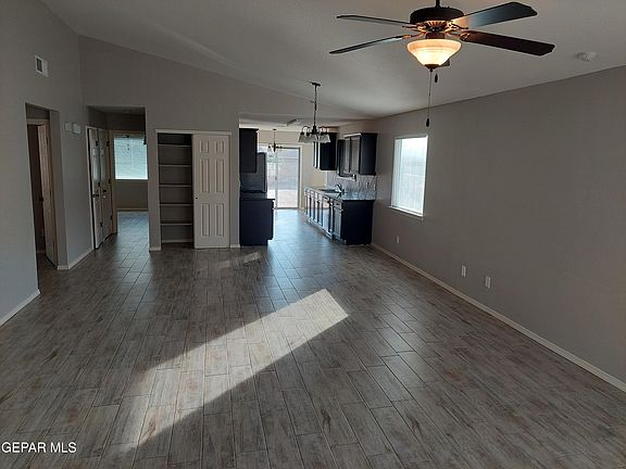 3rd image of 14264 Desert Orchid Dr