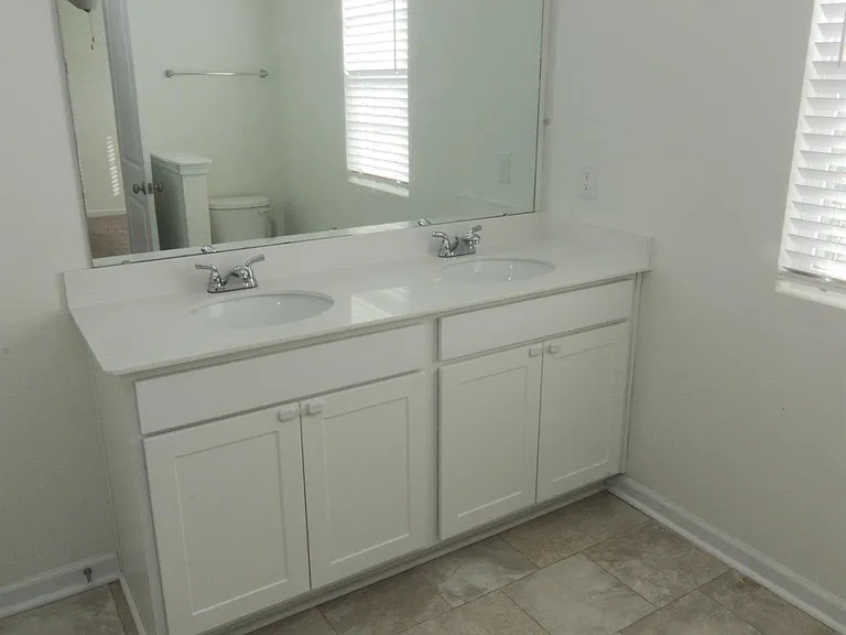 2790 Prince Charles Ct — Photo 14