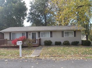 323 N Rock Island Ave, Vandalia, IL 62471