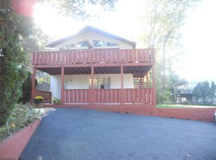 10 Russell Rd, Stanhope, NJ 07874