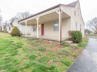 1951 E Walnut St, Springfield, MO 65802