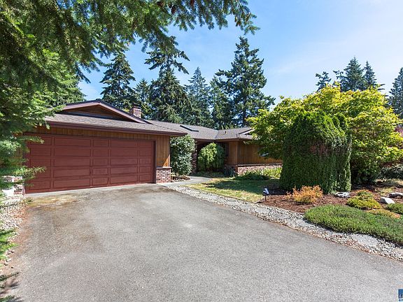 2nd image of 151 Sunland Dr