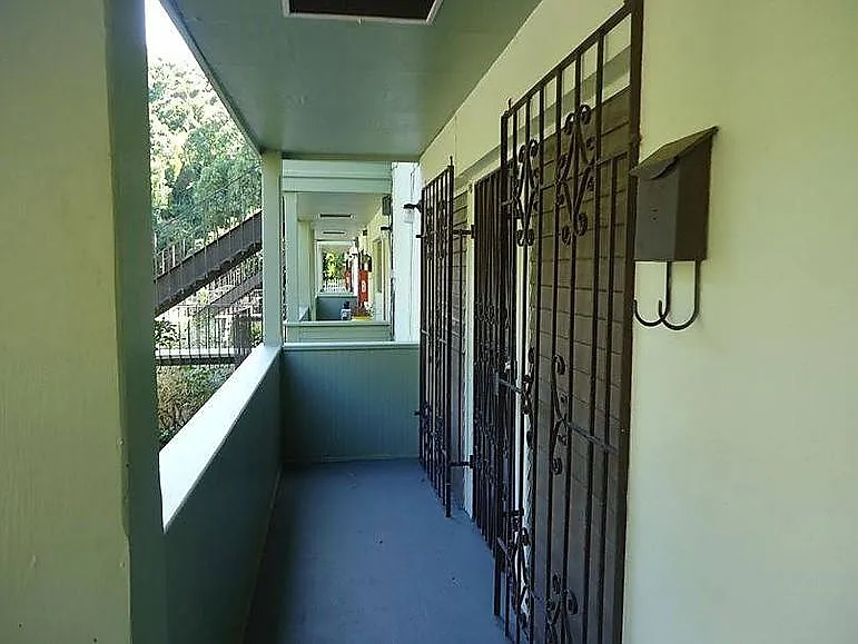 27 Peters Farm Rd — Photo 3