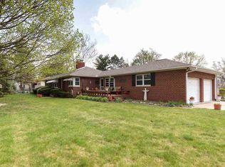 2407 19th St, Moline, IL 61265