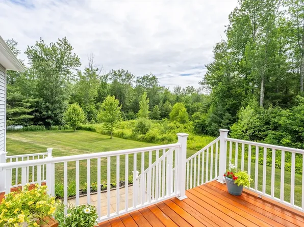 211 Barre Paxton Rd #6, Rutland, MA 01543