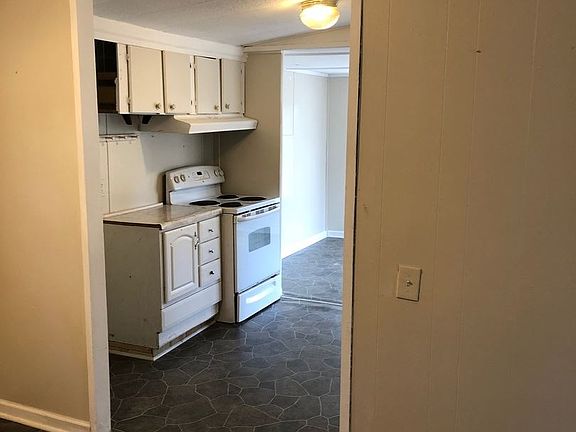 5th image of 318 Piedmont Ave