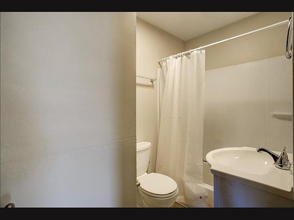 3rd image of 396 N Highland Ave #C