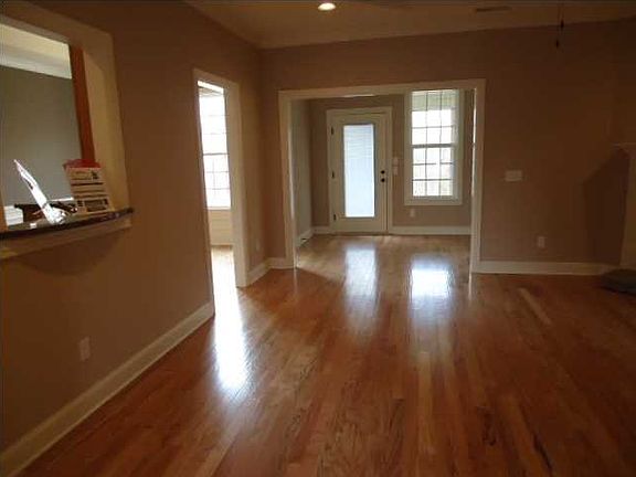 2nd image of 2015 Belleau Village Ln