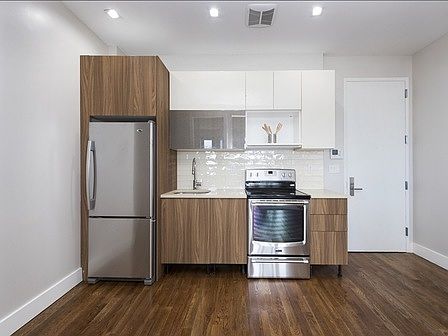 2nd image of 1705 Dean St #3A