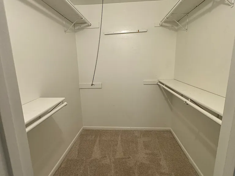 1302 Blueridge Pkwy — Photo 31