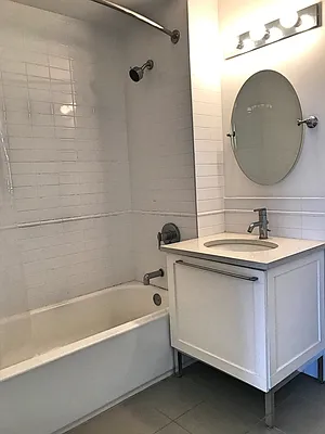 Rented by OOAKB&F INC | media 33