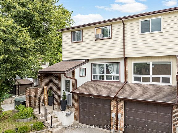 2nd image of 63 Ferris Ln #E4