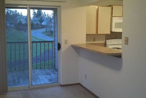 Dining/Kitchen
