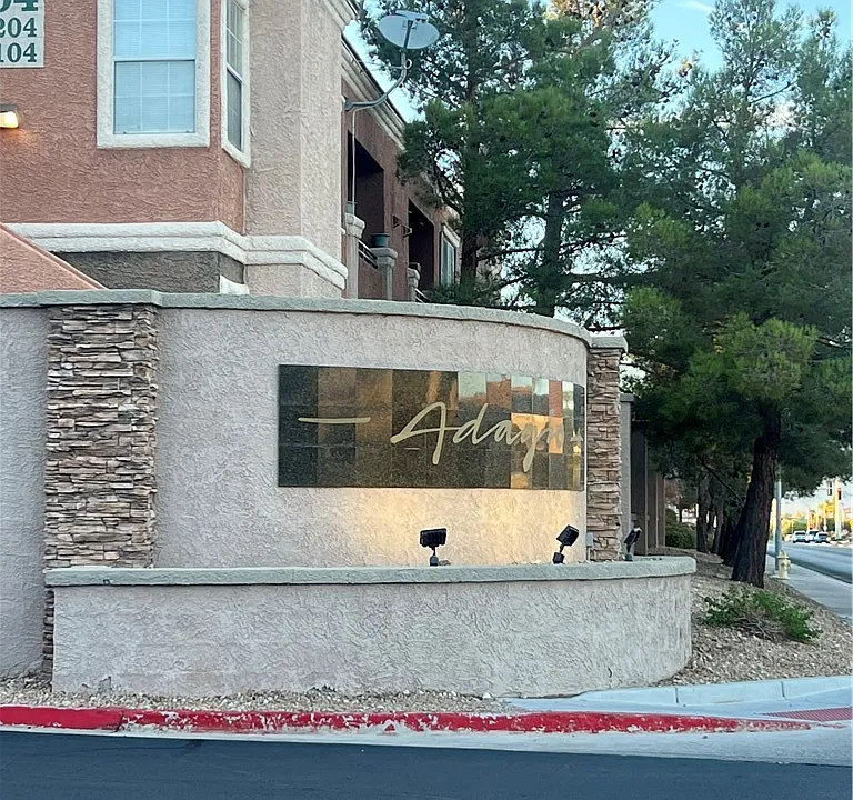 Building Photo 3