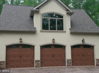 1441 Crow Haven Ln, Huntingtown, MD 20639