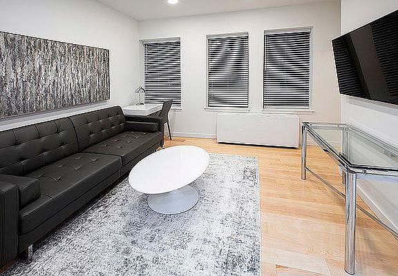 2nd image of 150 W 51st St APT 2024