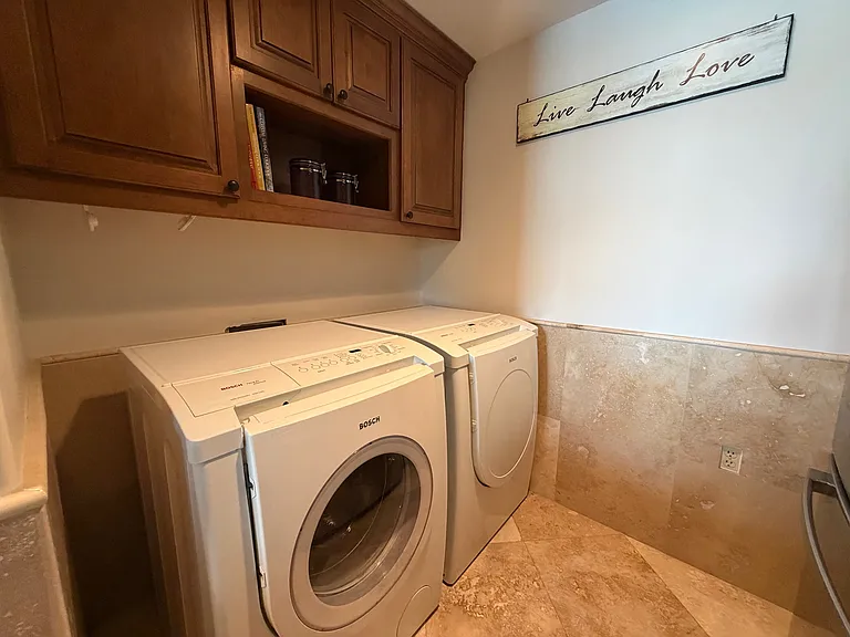 2 Shelter Cove Ln — Photo 11
