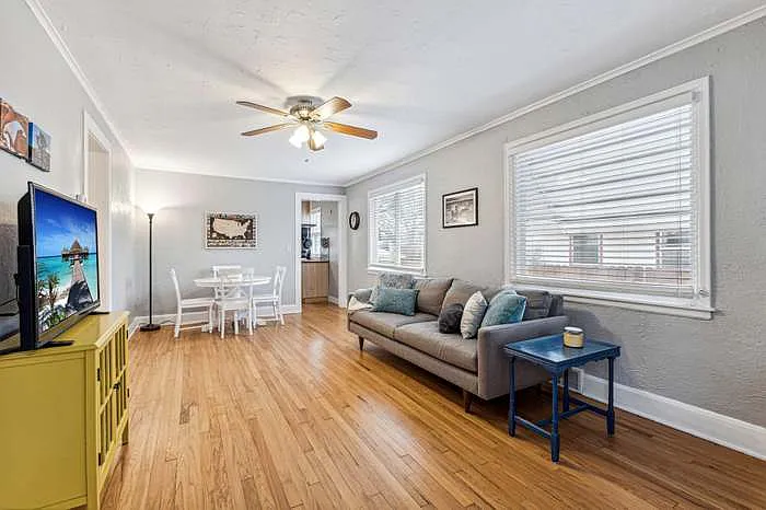 1165 Cook Ave E — Photo 11