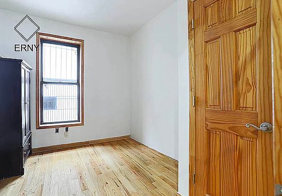 4th image of 119 Rogers Ave #2F
