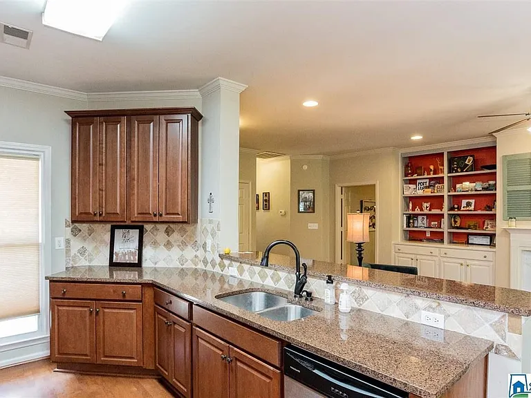 1150 Berwick Rd — Photo 9