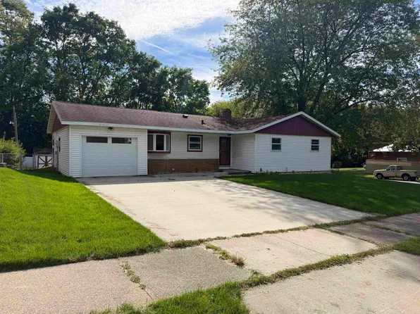 2913 Harriman Ln, Madison, WI 53713