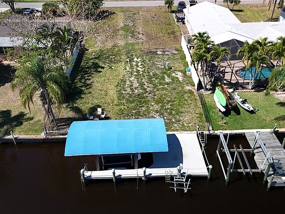3rd image of 2044 Aruba Ave