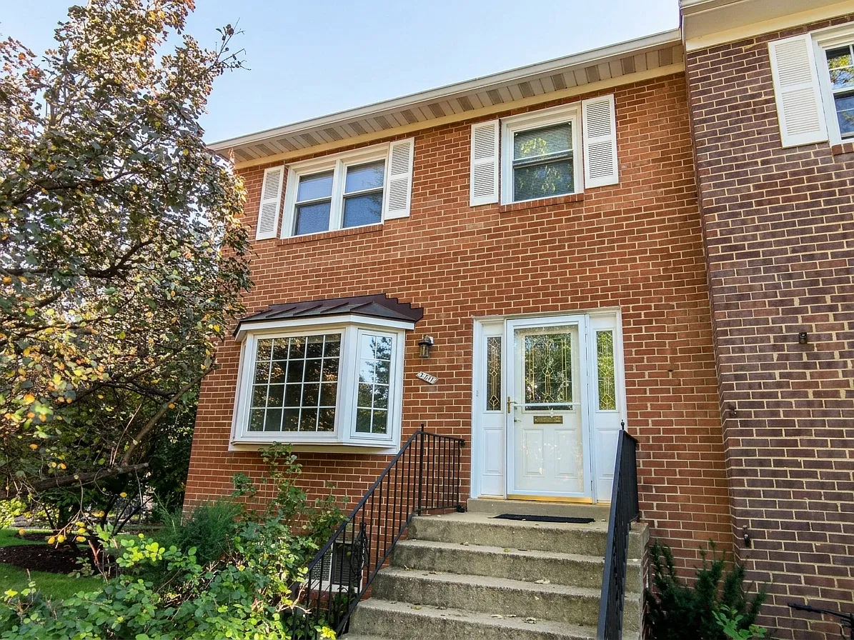 A063 3301 Spring Ln - 1 — Photo 1