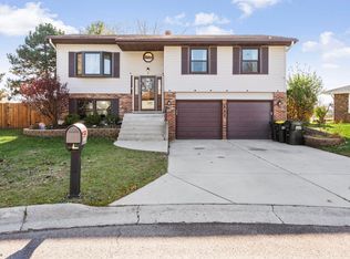 312 Dancing Water Ct, Carol Stream, IL 60188